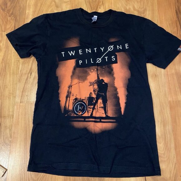 Twenty One Pilots 2017 Emotional Roadshow Tour tshirt 166 - Picture 1 of 5